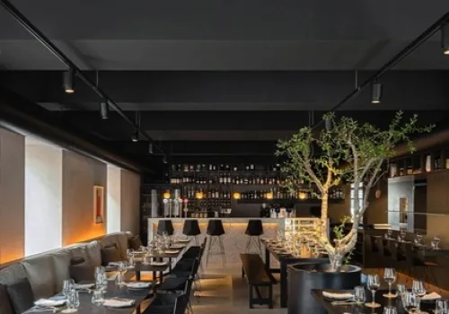 THIẾT KẾ NỘI THẤT NHÀ HÀNG QUẬN 1 PHONG CÁCH INDUSTRIAL CHIC