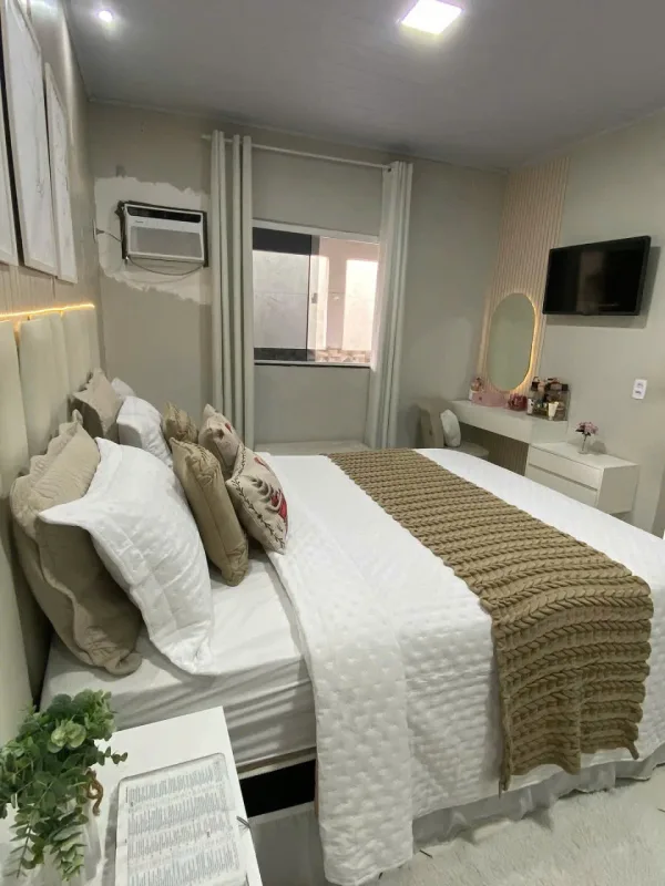 Giường bọc nệm cao cấp TTB17